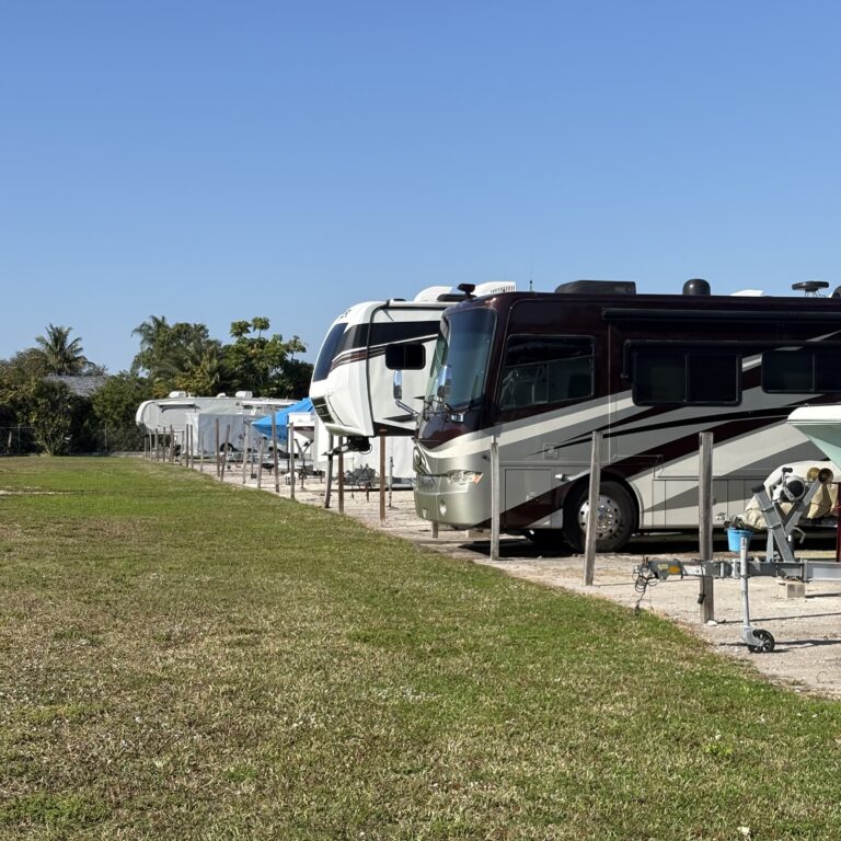 g and l boat storage